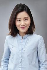 Ms. Julia Huang